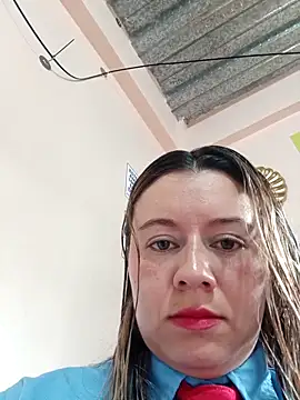 Snapshot of Hannah-colx chatting on 04-20-26, 12:30 Hannah-colx online show from 04-20-26, 12:30