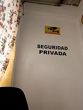 Hannah-colx online show from 11-28-25, 06:19