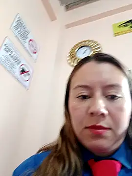 Hannah-colx online show from 12-17-25, 05:07