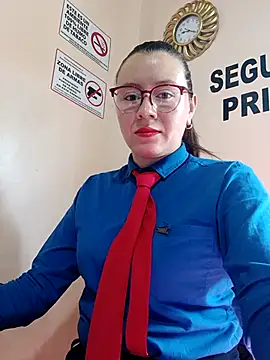 Hannah-colx online show from 10-15-25, 01:19