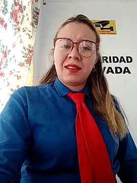 Hannah-colx online show from 11-23-25, 04:17