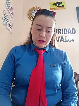 Snapshot of Hannah-colx chatting on 04-18-26, 03:25 Hannah-colx online show from 04-18-26, 03:25