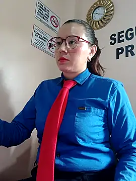 Hannah-colx online show from 10-18-25, 02:19