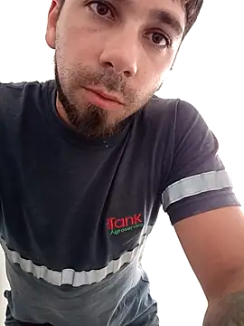 Lushakuiron1 online show from 11-28-25, 02:17