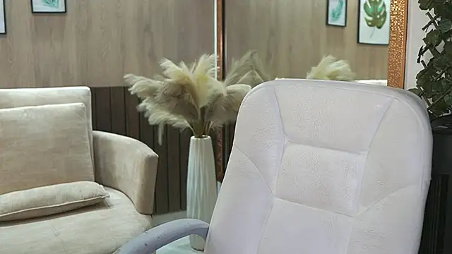 GiaNovak online show from 10-29-25, 07:46