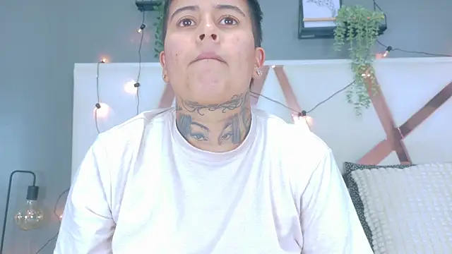 ScarlettVex   online show from 11-24-25, 07:47