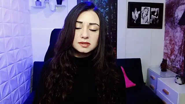 Eva Roussell online show from 11-15-25, 02:32