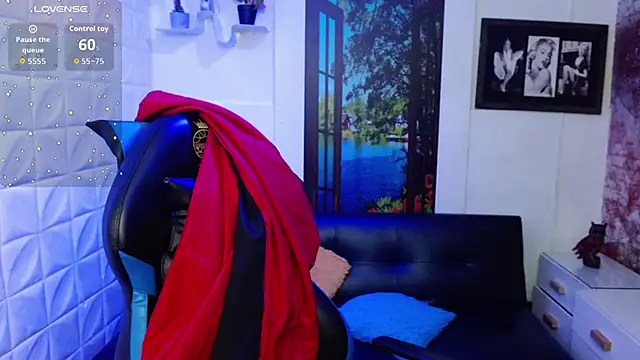 Eva Roussell online show from 11-18-25, 03:37