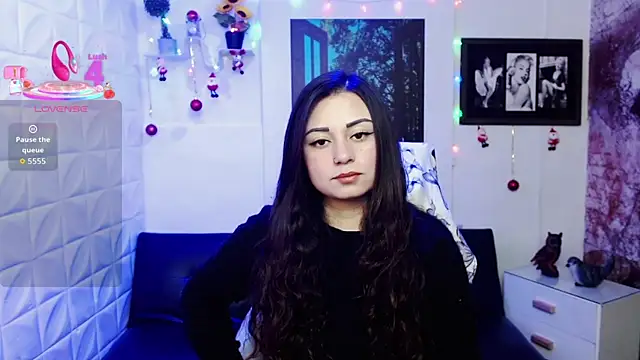 Eva Roussell online show from 12-16-25, 03:38