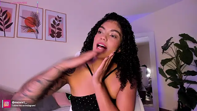 miss curazao online show from 06-25-26, 01:16
