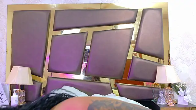 EmilieLake online show from 02-26-26, 07:36