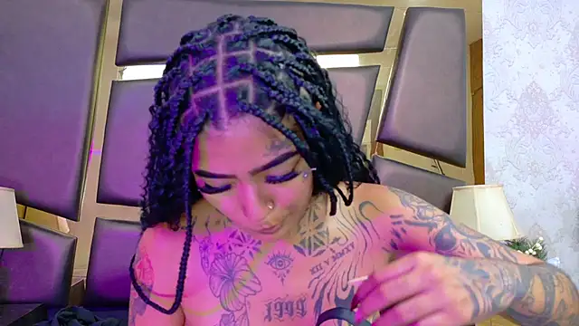 EmilieLake online show from 02-20-26, 07:38