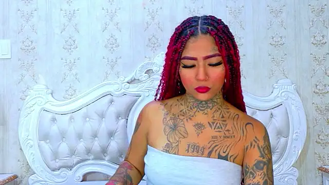 EmilieLake online show from 03-25-26, 03:33