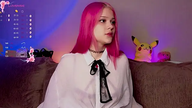 RavenKitten  online show from 05-04-26, 02:48