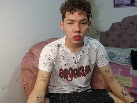 Snapshot of brutal_dirty_sex chatting on 02-21-26, 03:03 brutal dirty sex online show from 02-21-26, 03:03