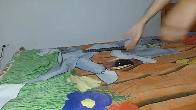 smallkarlakarla online show from 11-10-25, 04:23