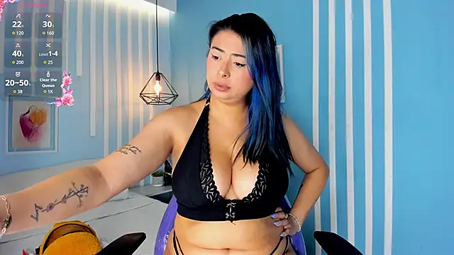 Snapshot of ValeryBoobs1 chatting on 06-03-26, 01:34 ValeryBoobs1 online show from 06-03-26, 01:34