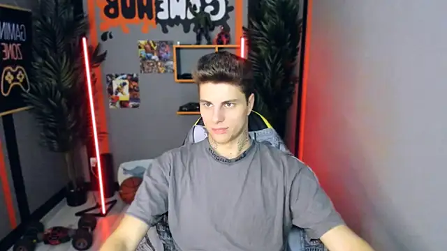 Snapshot of JackWolw chatting on 10-01-25, 11:36 JackWolw online show from 10-01-25, 11:36
