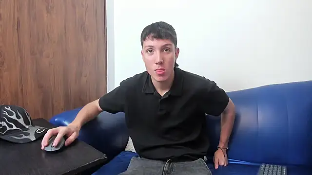 LittleDanny  online show from 11-28-25, 05:13