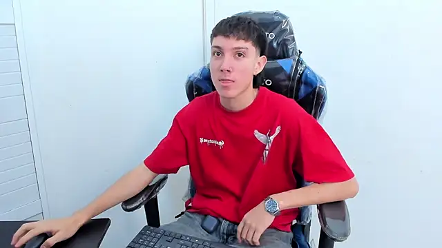 LittleDanny  online show from 01-13-26, 05:50