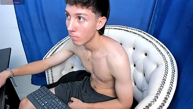 LittleDanny  online show from 10-02-25, 01:58