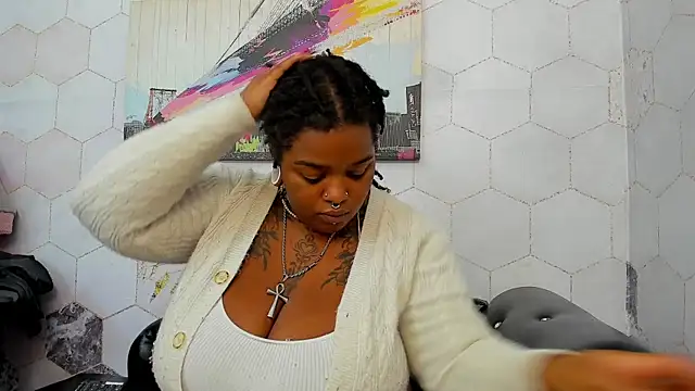 Anaa Fuentess online show from 11-06-25, 11:36