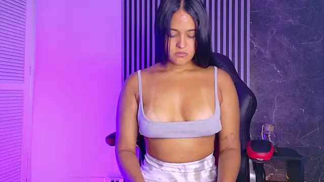 Snapshot of _Gaaia_ chatting on 02-21-26, 12:45 Gaaia online show from 02-21-26, 12:45