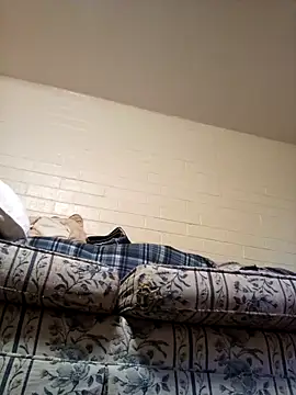 jizzyglizzy92 online show from 02-14-26, 09:59