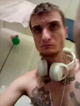 jizzyglizzy92 online show from 02-28-26, 01:22