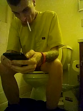 jizzyglizzy92 online show from 04-07-26, 04:58