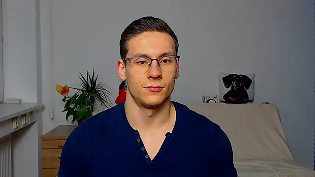 ZeinMiracles online show from 12-22-25, 08:42