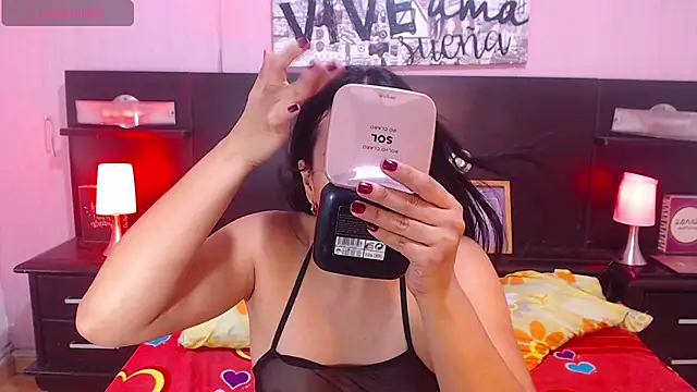 Snapshot of alyssabunnyy chatting on 11-02-25, 04:23 alyssabunnyy online show from 11-02-25, 04:23