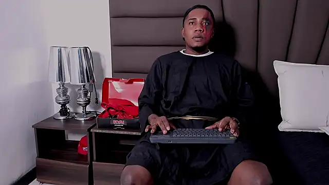 Snapshot of Duo69Sexual chatting on 10-10-25, 08:09 Duo69Sexual online show from 10-10-25, 08:09