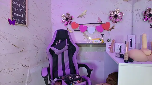 Natasha-Adams online show from 02-04-26, 09:21