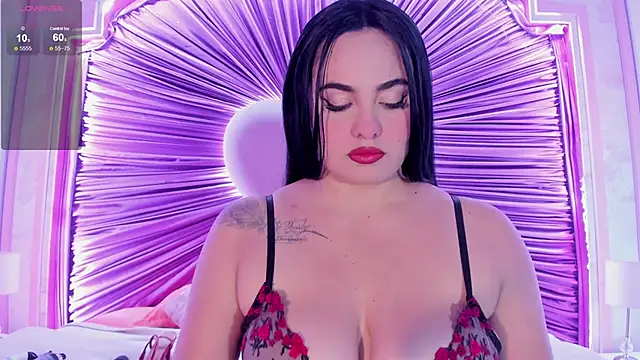 Snapshot of sofiiacarson chatting on 02-20-26, 07:38 sofiiacarson online show from 02-20-26, 07:38