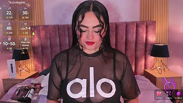 sofiiacarson online show from 11-24-25, 07:36