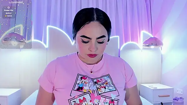 sofiiacarson online show from 05-10-26, 07:49