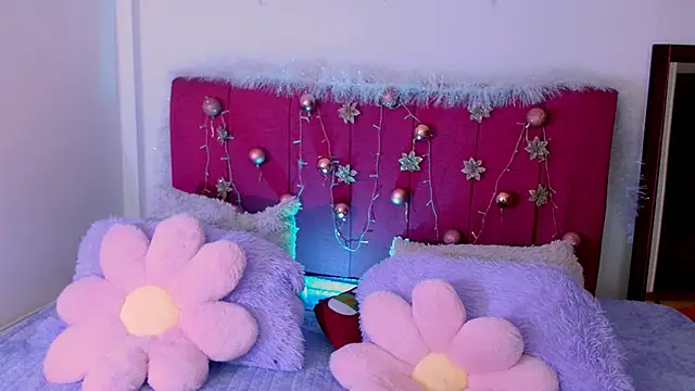 AuroraHans1 online show from 12-02-25, 01:06