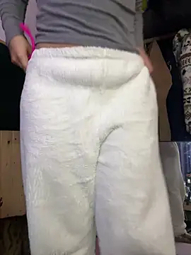 Snapshot of Xiaokui-04 chatting on 02-10-26, 03:55 Xiaokui-04 online show from 02-10-26, 03:55