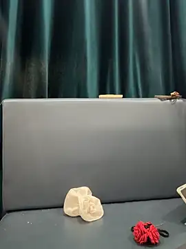 Xiaokui-04 online show from 10-19-25, 03:26