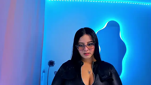 val ferrer online show from 10-09-25, 11:49