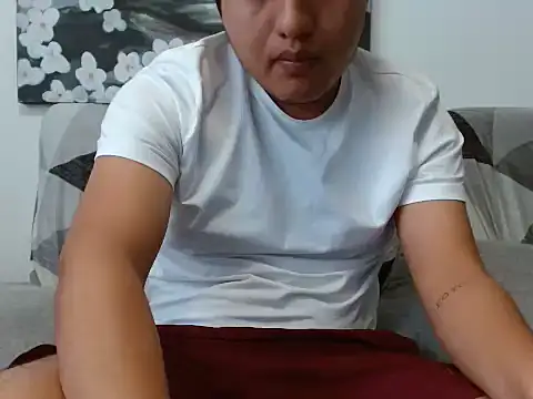 Snapshot of the_magnificent8 chatting on 09-10-25, 05:12 the magnificent8 online show from 09-10-25, 05:12