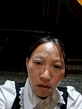 Snapshot of tcm-cute chatting on 06-19-26, 10:47 tcm-cute online show from 06-19-26, 10:47