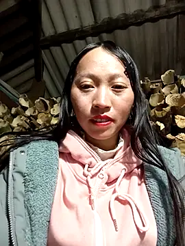 tcm-cute online show from 12-18-25, 01:15