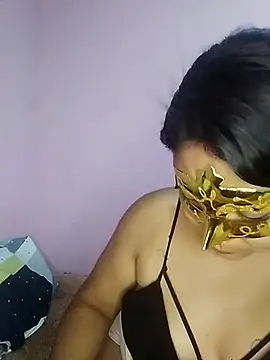 Snapshot of Alexxxia69 chatting on 02-24-26, 05:30 Alexxxia69 online show from 02-24-26, 05:30