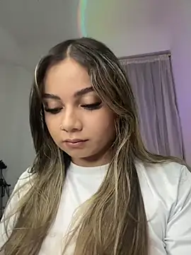 AnnyLopezzz  online show from 09-24-25, 05:47