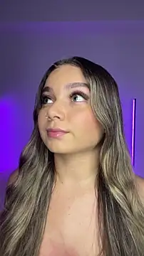 AnnyLopezzz  online show from 11-18-25, 04:49