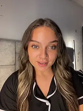 AnnyLopezzz  online show from 05-19-26, 05:58
