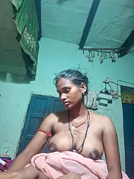 Snapshot of parmila203 chatting on 04-12-26, 05:05 parmila203 online show from 04-12-26, 05:05