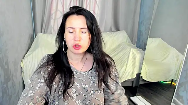 Lea shadom online show from 06-13-26, 01:03
